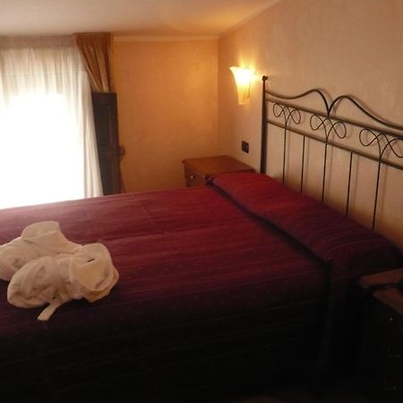 Hotel Palazzo Krataiis Шила Екстериор снимка