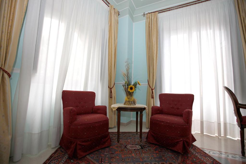 Hotel Palazzo Krataiis Шила Екстериор снимка